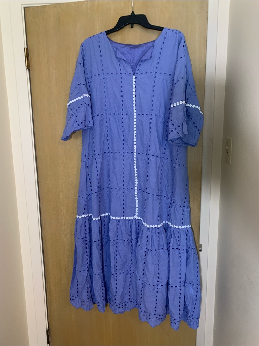 💙PLUS SIZE Blue Eyelet Midi Dress with White Trim - Women's💙